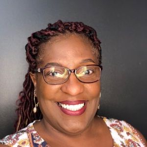 Meet your Posher, Evelyn